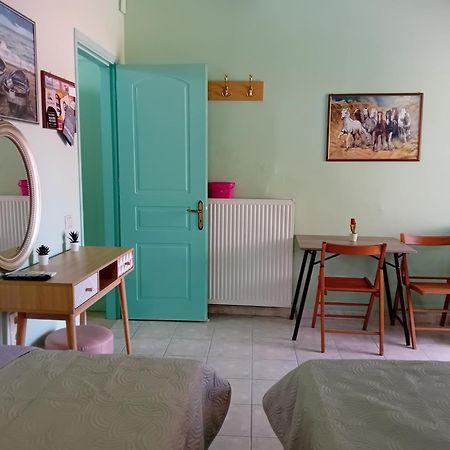 Valta'S Room 3 Paleros Kültér fotó