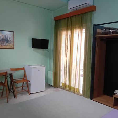 Valta'S Room 3 Paleros Kültér fotó
